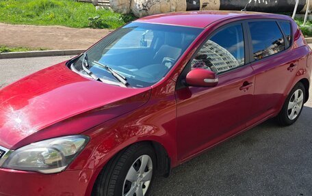 KIA cee'd I рестайлинг, 2011 год, 629 000 рублей, 3 фотография