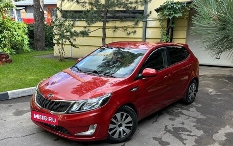 KIA Rio III рестайлинг, 2012 год, 750 000 рублей, 29 фотография