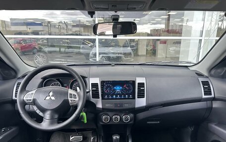 Mitsubishi Outlander III рестайлинг 3, 2010 год, 1 100 000 рублей, 7 фотография