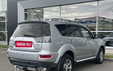 Mitsubishi Outlander III рестайлинг 3, 2010 год, 1 100 000 рублей, 4 фотография