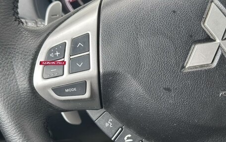 Mitsubishi Outlander III рестайлинг 3, 2010 год, 1 100 000 рублей, 11 фотография