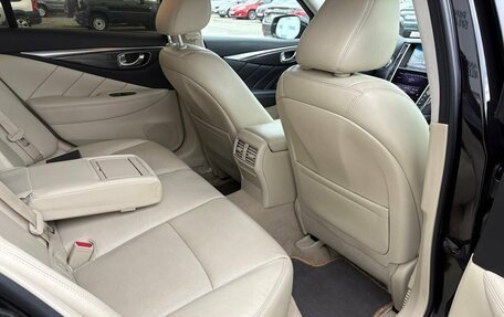 Infiniti Q50 I рестайлинг, 2017 год, 1 500 000 рублей, 17 фотография