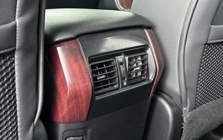 Toyota Land Cruiser Prado 150 рестайлинг 2, 2016 год, 3 750 000 рублей, 10 фотография