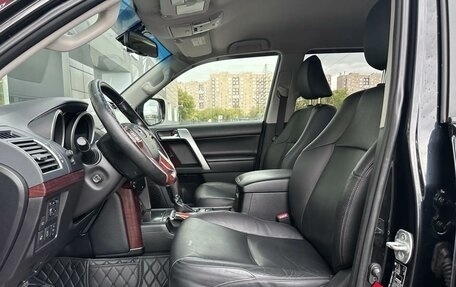 Toyota Land Cruiser Prado 150 рестайлинг 2, 2016 год, 3 750 000 рублей, 8 фотография