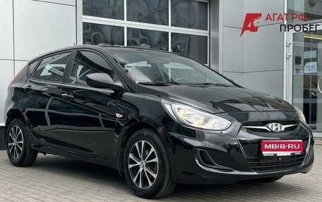 Hyundai Solaris II рестайлинг, 2012 год, 680 000 рублей, 1 фотография