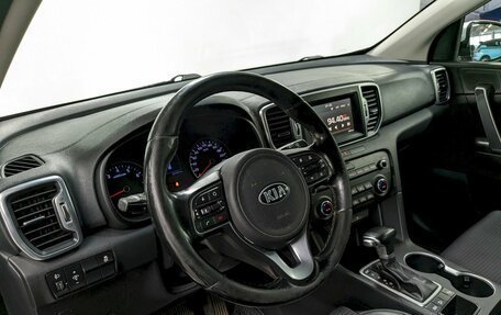 KIA Sportage IV рестайлинг, 2018 год, 1 590 000 рублей, 13 фотография