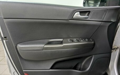 KIA Sportage IV рестайлинг, 2018 год, 1 590 000 рублей, 11 фотография