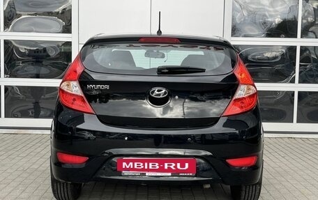 Hyundai Solaris II рестайлинг, 2012 год, 680 000 рублей, 6 фотография