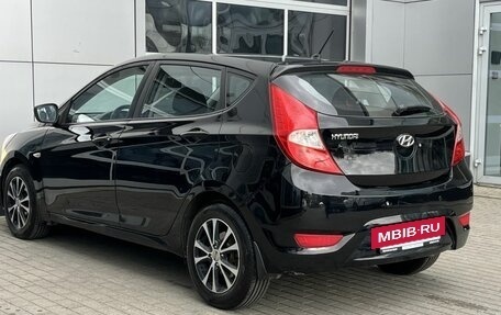 Hyundai Solaris II рестайлинг, 2012 год, 680 000 рублей, 5 фотография
