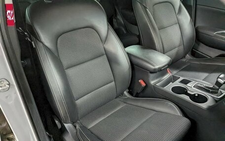 KIA Sportage IV рестайлинг, 2018 год, 1 590 000 рублей, 21 фотография