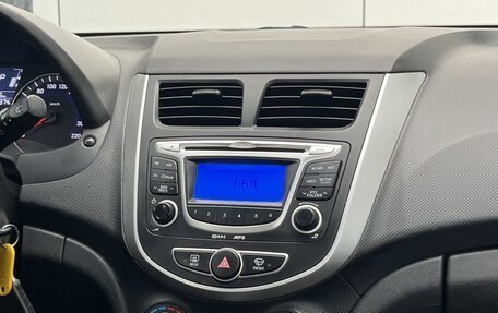 Hyundai Solaris II рестайлинг, 2012 год, 680 000 рублей, 13 фотография