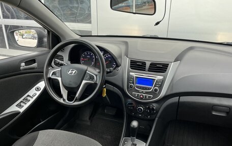 Hyundai Solaris II рестайлинг, 2012 год, 680 000 рублей, 12 фотография