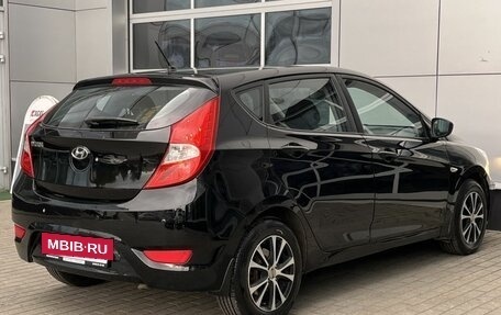 Hyundai Solaris II рестайлинг, 2012 год, 680 000 рублей, 7 фотография