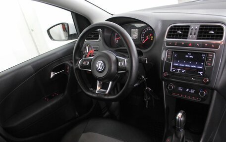 Volkswagen Polo VI (EU Market), 2019 год, 1 450 000 рублей, 13 фотография