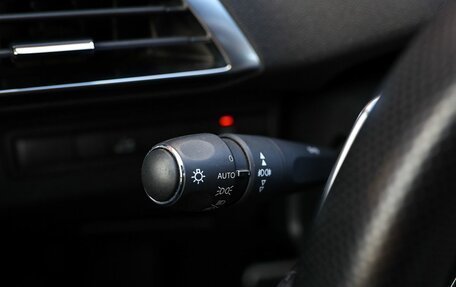 Peugeot 3008 II, 2019 год, 1 650 000 рублей, 19 фотография