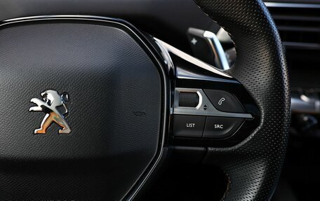 Peugeot 3008 II, 2019 год, 1 650 000 рублей, 21 фотография