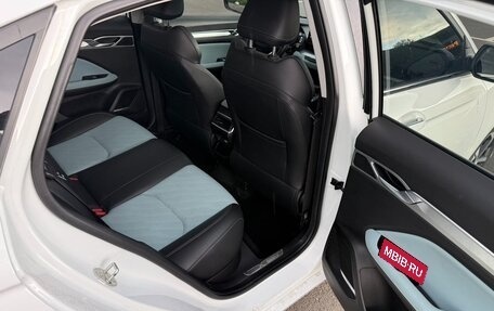 Geely Emgrand, 2022 год, 1 185 000 рублей, 16 фотография