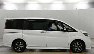 Honda Stepwgn IV, 2022 год, 2 130 000 рублей, 3 фотография