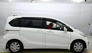 Honda Freed I, 2015 год, 1 008 000 рублей, 3 фотография