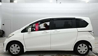 Honda Freed I, 2015 год, 1 008 000 рублей, 4 фотография
