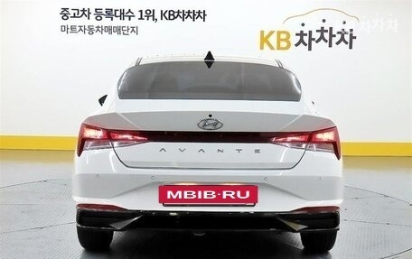 Hyundai Avante, 2023 год, 1 865 000 рублей, 3 фотография