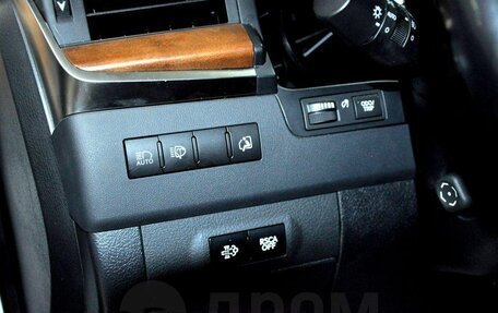 Lexus LX III, 2020 год, 10 999 000 рублей, 9 фотография