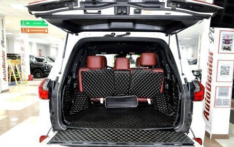Lexus LX III, 2020 год, 10 999 000 рублей, 17 фотография