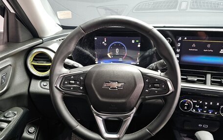 Chevrolet Trax, 2023 год, 1 270 000 рублей, 7 фотография