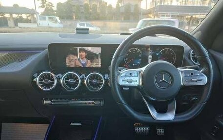 Mercedes-Benz GLA, 2022 год, 2 657 000 рублей, 2 фотография