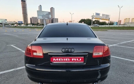Audi A8, 2005 год, 2 100 000 рублей, 8 фотография