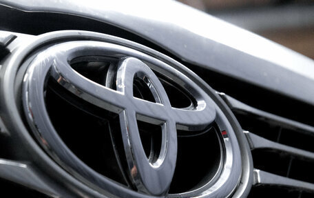 Toyota Camry, 2012 год, 2 100 000 рублей, 10 фотография