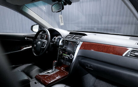 Toyota Camry, 2012 год, 2 100 000 рублей, 18 фотография