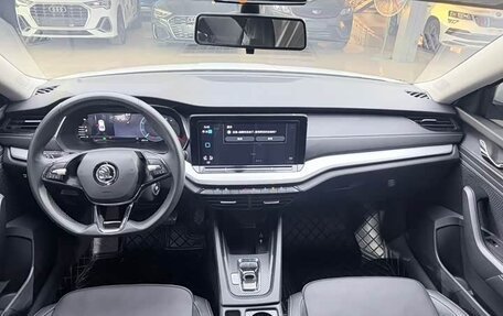 Skoda Octavia IV, 2022 год, 2 480 000 рублей, 10 фотография