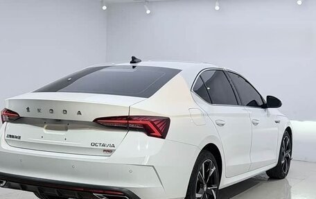 Skoda Octavia IV, 2022 год, 2 480 000 рублей, 4 фотография
