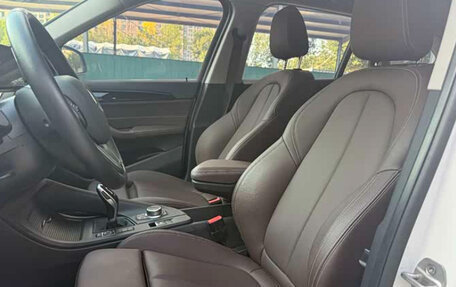 BMW X1, 2022 год, 1 720 000 рублей, 4 фотография