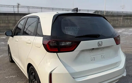 Honda Fit, 2022 год, 1 370 000 рублей, 7 фотография