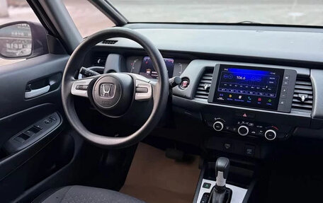 Honda Fit, 2022 год, 1 370 000 рублей, 10 фотография