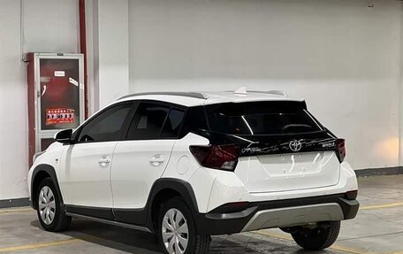 Toyota Yaris XP150 рестайлинг, 2022 год, 1 389 000 рублей, 4 фотография