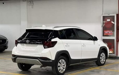 Toyota Yaris XP150 рестайлинг, 2022 год, 1 389 000 рублей, 2 фотография