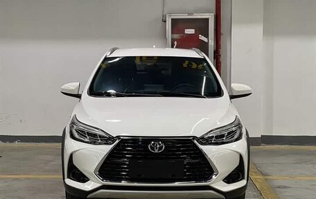 Toyota Yaris XP150 рестайлинг, 2022 год, 1 389 000 рублей, 5 фотография