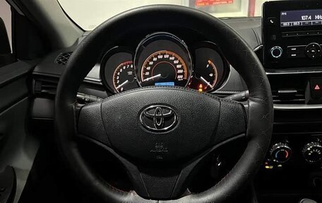 Toyota Yaris XP150 рестайлинг, 2022 год, 1 389 000 рублей, 9 фотография