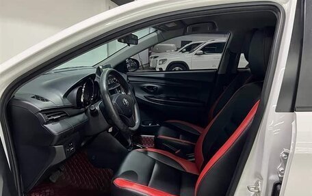 Toyota Yaris XP150 рестайлинг, 2022 год, 1 389 000 рублей, 7 фотография