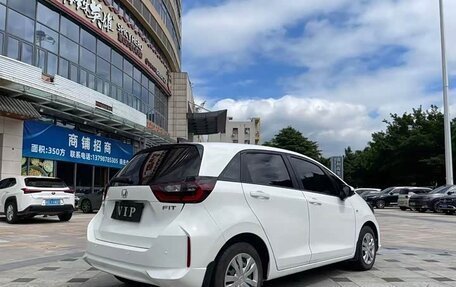 Honda Fit, 2022 год, 1 310 000 рублей, 2 фотография