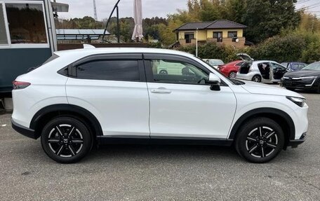 Honda Vezel, 2023 год, 1 860 000 рублей, 6 фотография