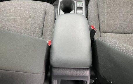 Honda Vezel, 2023 год, 1 860 000 рублей, 17 фотография