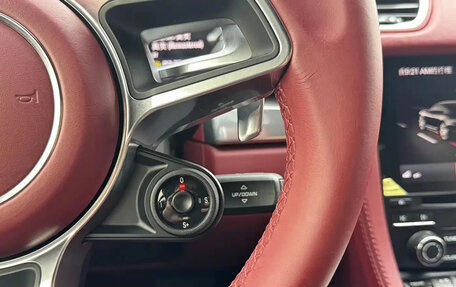 Porsche Cayman, 2020 год, 13 фотография