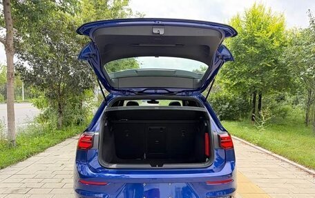 Volkswagen Golf VIII, 2021 год, 1 510 000 рублей, 9 фотография