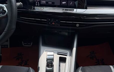 Volkswagen Golf VIII, 2021 год, 1 510 000 рублей, 21 фотография