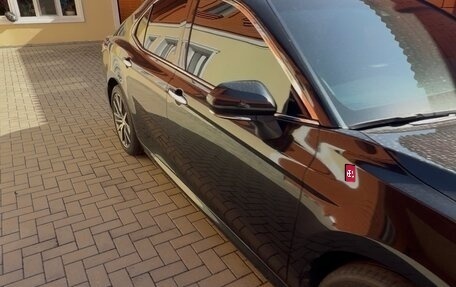 Toyota Camry, 2023 год, 3 350 000 рублей, 2 фотография