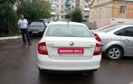 Skoda Rapid I, 2015 год, 850 000 рублей, 7 фотография